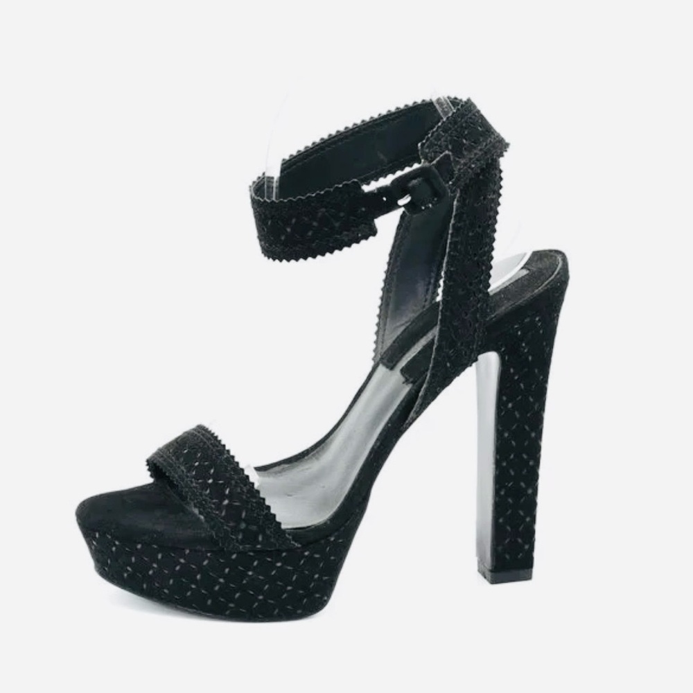 NEW Zara Laser Cut Platform Sandal 
size 39